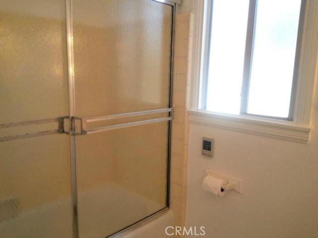 11947 Redbank Street photo 2