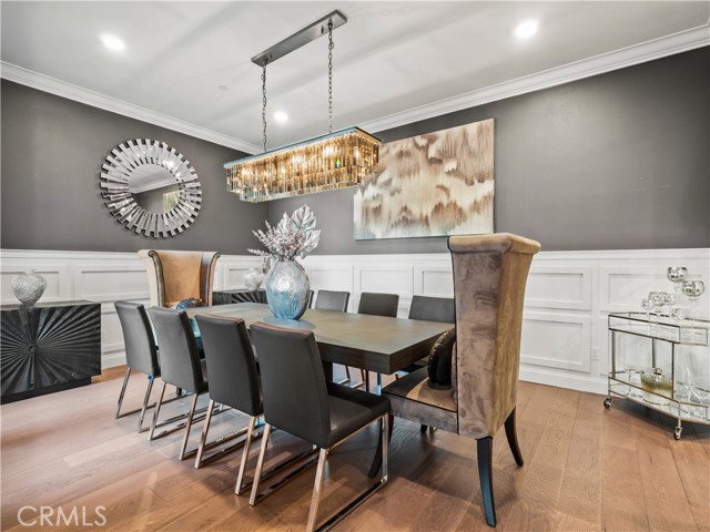 Detail Gallery Image 14 of 65 For 22385 Midtown Ct, Saugus,  CA 91350 - 5 Beds | 4/1 Baths