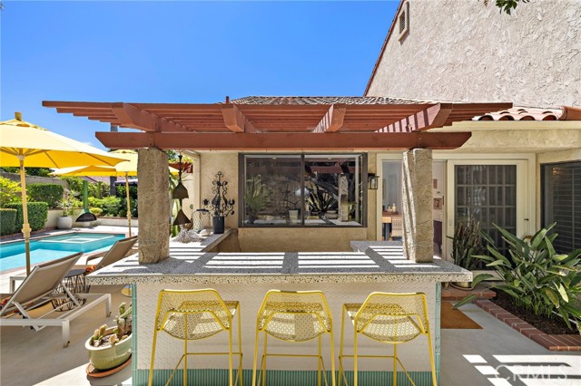 Detail Gallery Image 7 of 55 For 25962 Ernestine Ct, Laguna Hills,  CA 92653 - 3 Beds | 2/1 Baths