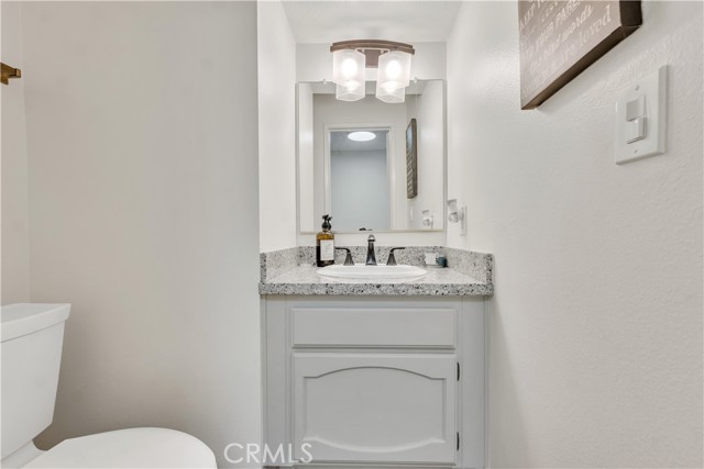 Detail Gallery Image 14 of 43 For 29721 Canwood St, Agoura Hills,  CA 91301 - 3 Beds | 2/1 Baths