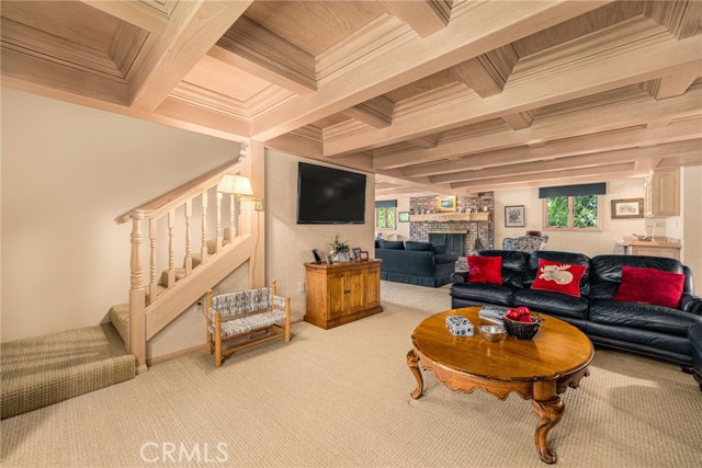 316 John Muir, Lake Arrowhead CA: https://media.crmls.org/medias/dce45182-63d1-424c-a789-ee2ed86a96c1.jpg