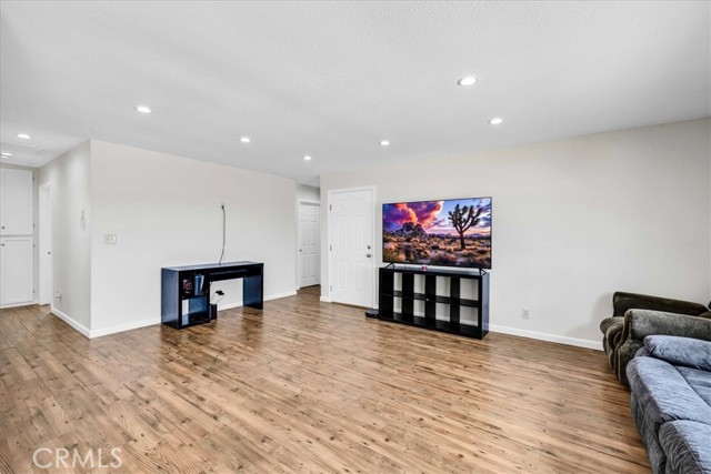58331 Caliente Street, Yucca Valley CA: https://media.crmls.org/medias/dce4ab91-597a-42f1-bc8b-74567391402c.jpg