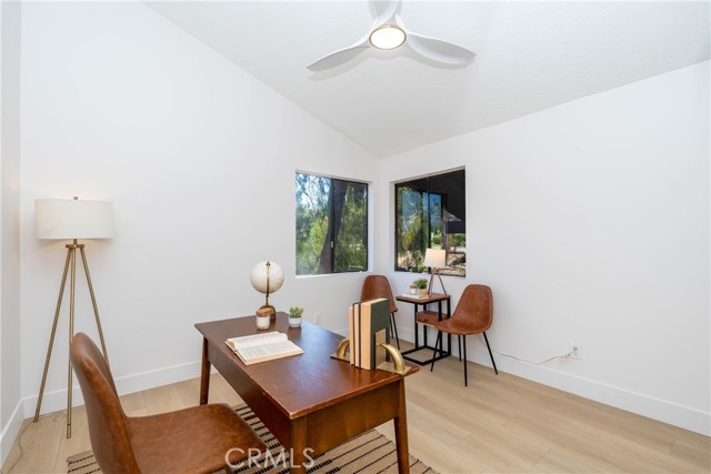 16066 Rancho Verde Circle, Riverside CA: https://media.crmls.org/medias/dce56de3-079f-4e92-894d-16dbdd8542ad.jpg
