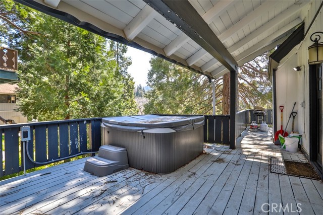 Detail Gallery Image 8 of 59 For 24833 Matterhorn Ct, Crestline,  CA 92325 - 4 Beds | 2 Baths