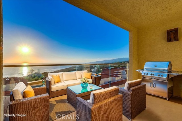 Detail Gallery Image 4 of 74 For 3200 La Rotonda Dr #611,  Rancho Palos Verdes,  CA 90275 - 2 Beds | 2 Baths