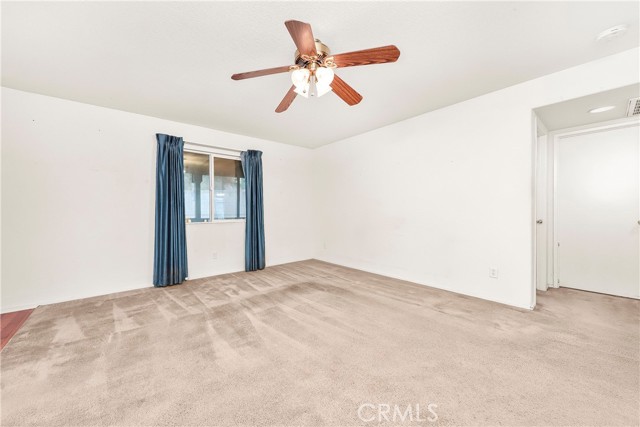 Detail Gallery Image 15 of 53 For 43635 Castle Cir, Lancaster,  CA 93535 - 5 Beds | 3 Baths