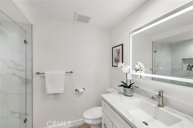Detail Gallery Image 12 of 14 For 803 Ronda Mendoza a,  Laguna Woods,  CA 92637 - 2 Beds | 2 Baths