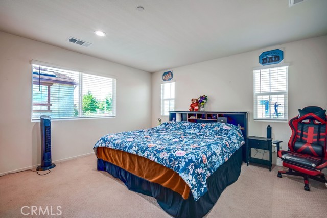 Detail Gallery Image 13 of 19 For 24229 Hazelnut Ave, Murrieta,  CA 92562 - 3 Beds | 2/1 Baths