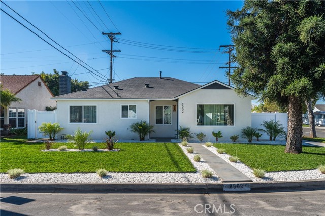 Front Image Thumbnail for CRDW25251758