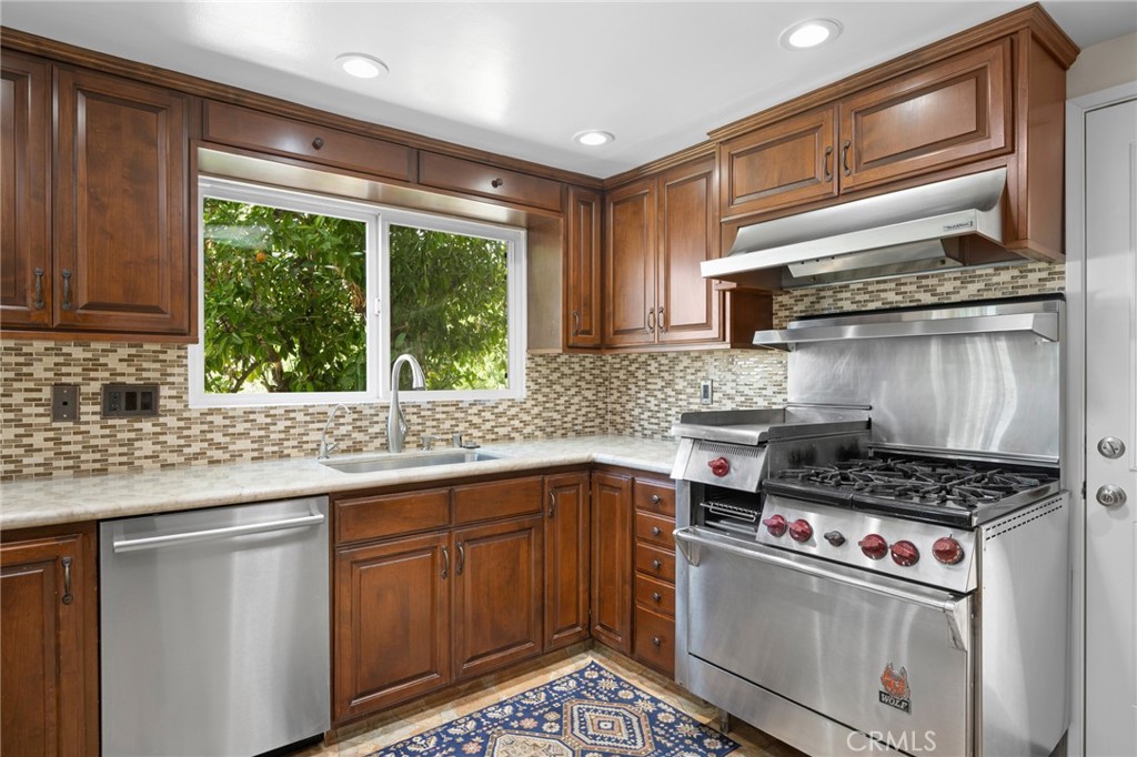 Dceb9206 Fd20 4Ba1 Bd45 9819000A5936 11080 Plainview Avenue, Tujunga, Ca 91042 &Lt;Span Style='BackgroundColor:transparent;Padding:0Px;'&Gt; &Lt;Small&Gt; &Lt;I&Gt; &Lt;/I&Gt; &Lt;/Small&Gt;&Lt;/Span&Gt;