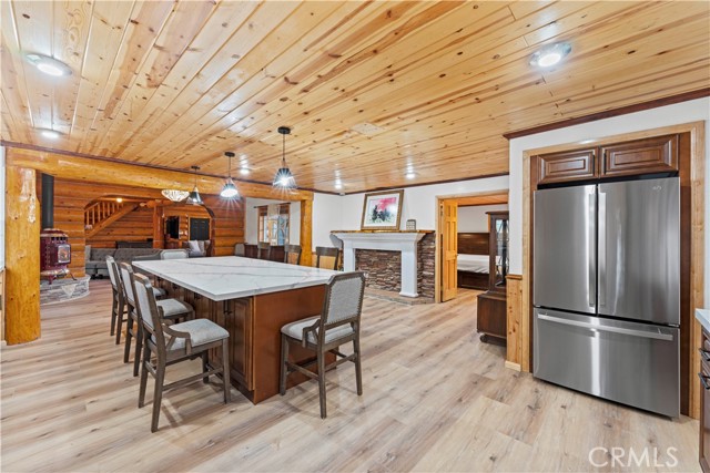 Detail Gallery Image 31 of 75 For 39900 Forest Road, Big Bear Lake,  CA 92315 - 3 Beds | 2 Baths