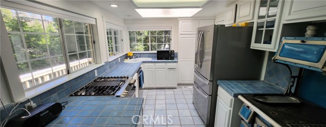 29164 South Lane, Cedar Glen CA: https://media.crmls.org/medias/dced03ee-6b22-4f5c-8bd0-af39ba71c76e.jpg