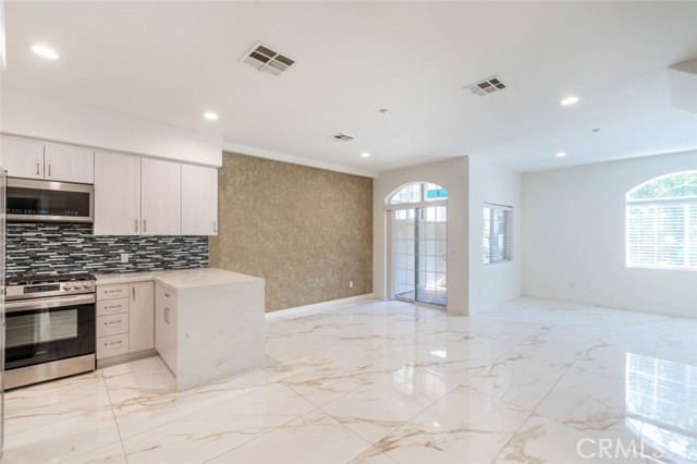 1201 Viola Avenue, 103 photo 6