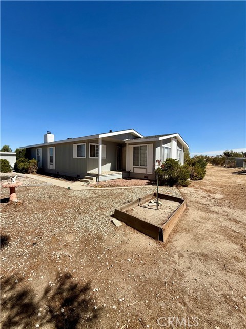 Detail Gallery Image 3 of 53 For 11411 Oasis Rd, Pinon Hills,  CA 92372 - 2 Beds | 2 Baths