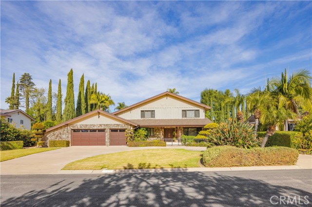 18411 Hillcrest