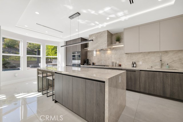 Detail Gallery Image 19 of 75 For 20151 via Medici, Porter Ranch,  CA 91326 - 5 Beds | 5 Baths