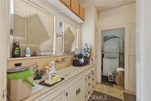 1040 North Townsend Avenue photo 11