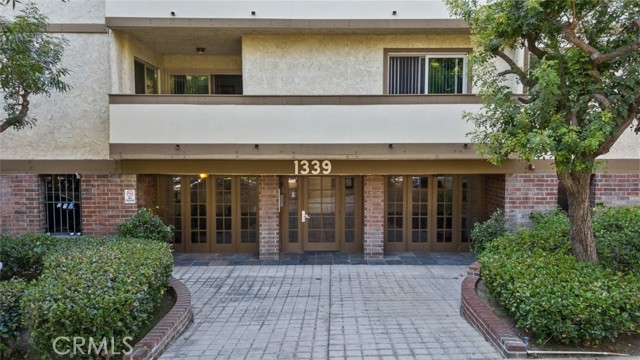 Detail Gallery Image 1 of 1 For 1339 N Columbus Ave #103,  Glendale,  CA 91202 - 1 Beds | 1 Baths