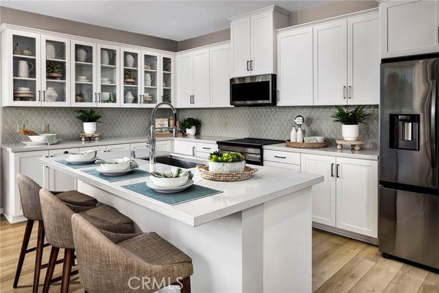 Detail Gallery Image 6 of 28 For 3292 S. Lafayette Paseo, Ontario,  CA 91761 - 3 Beds | 2/1 Baths