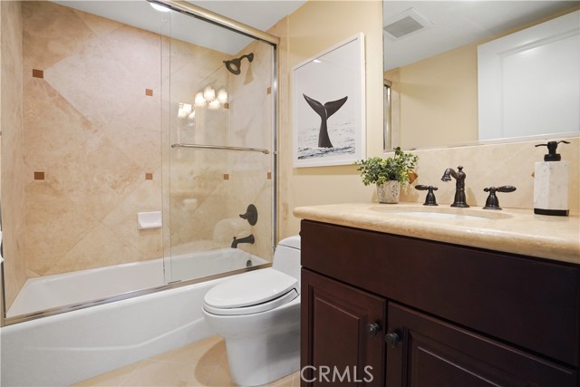 615 Pacific Coast Highway, Redondo Beach, California 90277, 3 Bedrooms Bedrooms, ,3 BathroomsBathrooms,Residential,Sold,Pacific Coast Highway,SB22124725