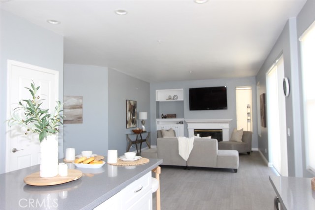 Detail Gallery Image 7 of 22 For 5928 Vista De La Luz, Woodland Hills,  CA 91367 - 5 Beds | 5 Baths