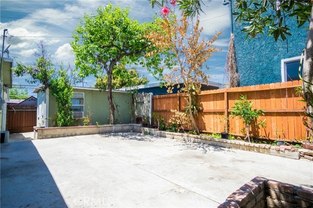 Detail Gallery Image 3 of 30 For 927 N Hazard Ave, East Los Angeles,  CA 90063 - 3 Beds | 1/1 Baths