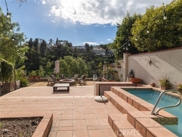 6608 Via Siena, Rancho Palos Verdes, California 90275, 3 Bedrooms Bedrooms, ,2 BathroomsBathrooms,Residential,Sold,Via Siena,PV22054884