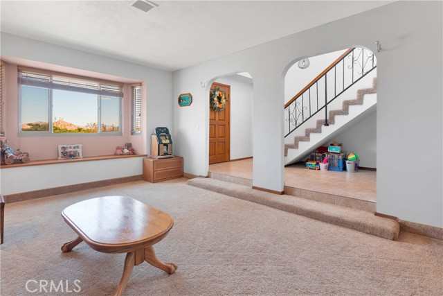 Detail Gallery Image 6 of 75 For 30881 Pawnee St, Lucerne Valley,  CA 92356 - 6 Beds | 4/1 Baths