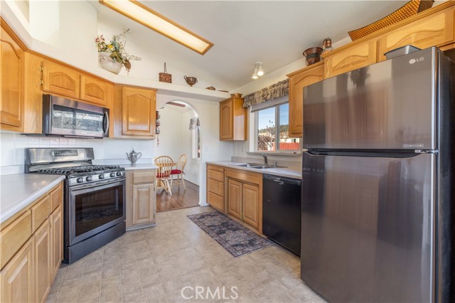 Detail Gallery Image 16 of 40 For 1818 Pond, –,  CA 92314 - 3 Beds | 2 Baths