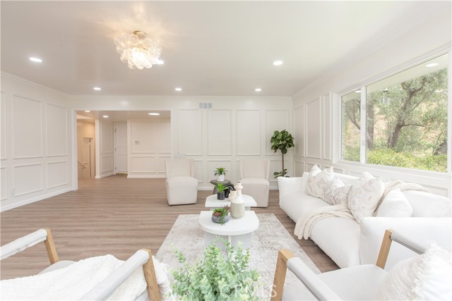 14879 Jadestone Drive, Sherman Oaks CA: https://media.crmls.org/medias/dcf503a1-0a39-4963-8a55-d432b9808df5.jpg