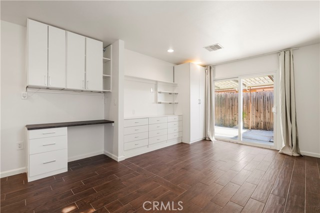 Detail Gallery Image 22 of 42 For 26824 Circle of the Oaks, Newhall,  CA 91321 - 2 Beds | 2 Baths