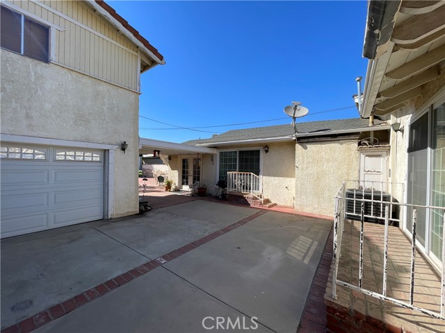 4488 Hillside Avenue, Norco CA: https://media.crmls.org/medias/dcf748f5-0090-42b2-b47b-ce5a44f93c04.jpg