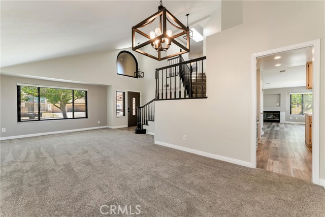 Detail Gallery Image 6 of 31 For 5809 Almond Valley Way, Lancaster,  CA 93536 - 4 Beds | 3 Baths