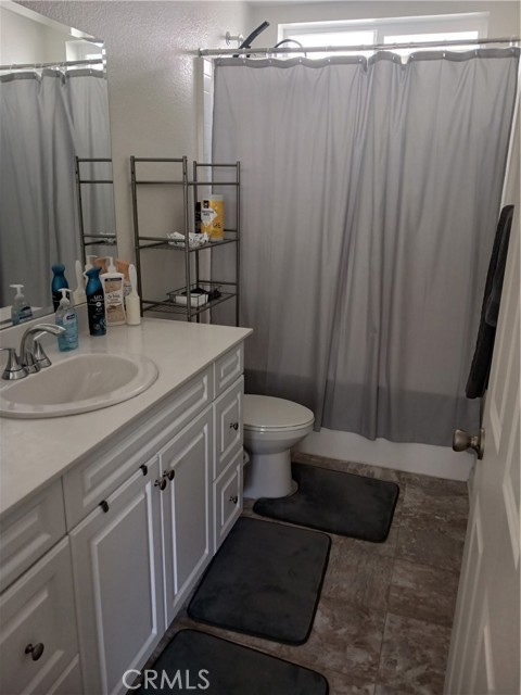 Detail Gallery Image 13 of 17 For 28334 Sandy Plains Drive, Nuevo,  CA 92567 - 3 Beds | 2/1 Baths