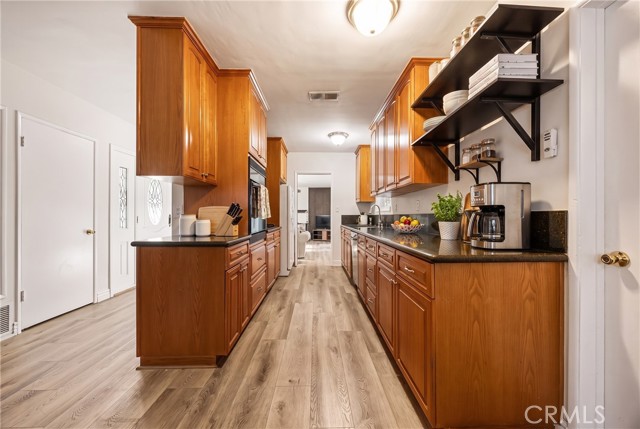 9532 Casaba Avenue photo 3