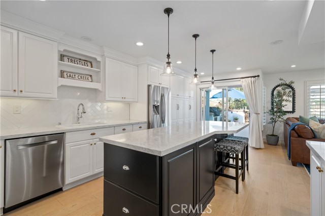 28332 Via Alfonse, Laguna Niguel CA: https://media.crmls.org/medias/dcfa33c7-9867-4a1e-8fc0-b87107bbdd35.jpg
