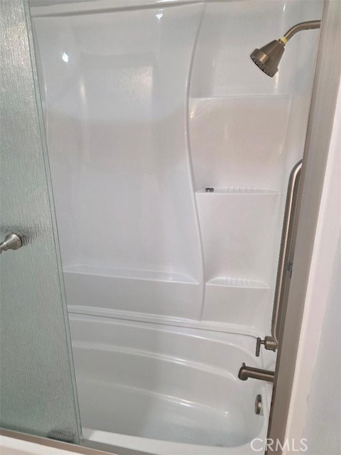 Detail Gallery Image 12 of 21 For 1002 a Cabrillo Park  Unit a, Santa Ana,  CA 92701 - 2 Beds | 2 Baths