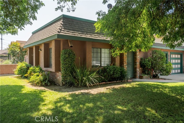 304 S Minnesota Avenue, Glendora CA: https://media.crmls.org/medias/dcfb1448-a657-4855-8d93-cb093ff64cc5.jpg