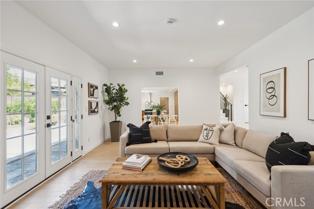 23509 Community Street, West Hills CA: https://media.crmls.org/medias/dcfbc035-a361-408f-ad37-fd49631812d4.jpg