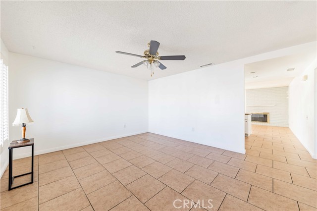 Detail Gallery Image 4 of 33 For 28373 Sun City Bld, Menifee,  CA 92586 - 2 Beds | 2 Baths