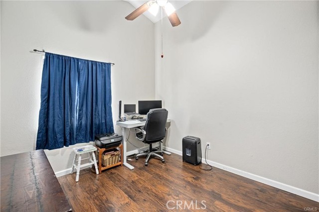 29844 Avenida De Cortez, Menifee CA: https://media.crmls.org/medias/dcfc7257-ecd4-4307-acff-42e4c27ed7c0.jpg