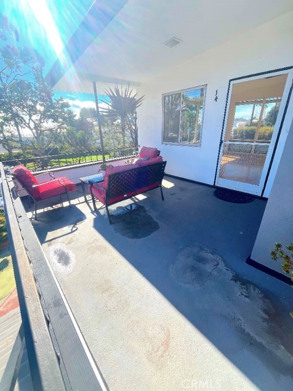 Detail Gallery Image 22 of 35 For 250 Cliff Dr #14,  Laguna Beach,  CA 92651 - 1 Beds | 1 Baths