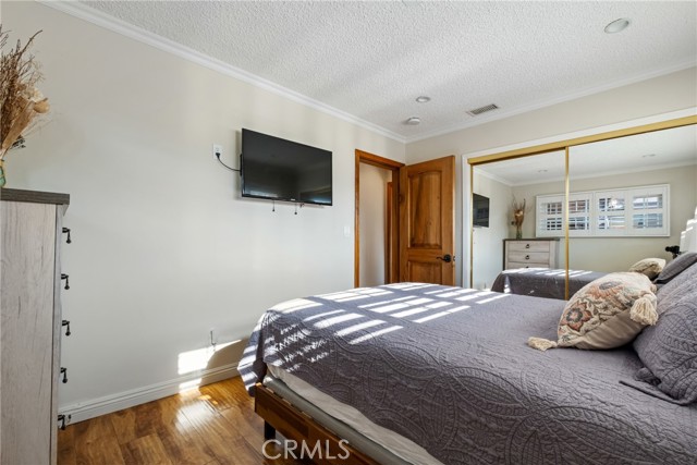 513 E Hillsdale Street, Inglewood CA: https://media.crmls.org/medias/dcfd8440-365a-4da7-a9d1-532d2c85f4ab.jpg