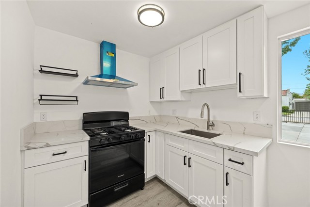 Detail Gallery Image 18 of 25 For 2461 Saint Pierre Ave, Altadena,  CA 91001 - 4 Beds | 2 Baths