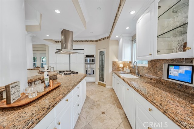 Detail Gallery Image 15 of 63 For 19517 Celtic St, Porter Ranch,  CA 91326 - 6 Beds | 6 Baths