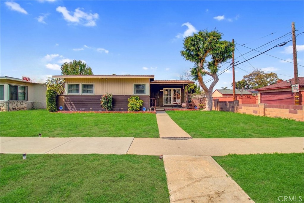 6855 Butler Ave
