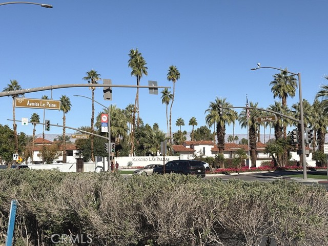 71800 Highway 111, Rancho Mirage CA: https://media.crmls.org/medias/dcff6758-830b-4f79-bfcf-7849d85abeee.jpg