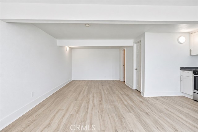 10989 Mascarell Avenue photo 22