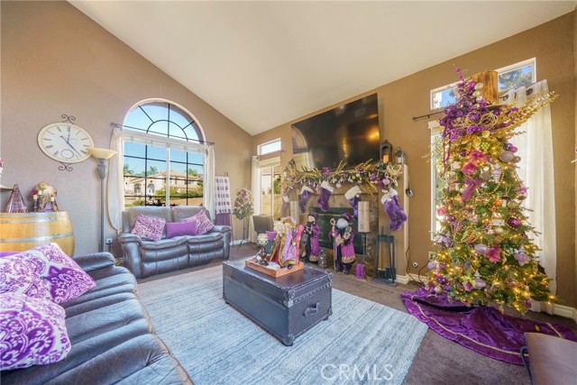 Detail Gallery Image 10 of 53 For 28947 Glenrock Pl, Highland,  CA 92346 - 5 Beds | 3 Baths