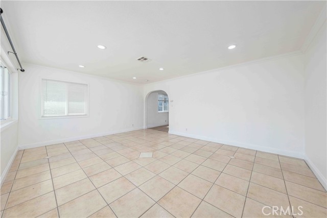 10203 Imperial Avenue, Garden Grove CA: https://media.crmls.org/medias/dd00a0d6-40d2-4bc8-bb53-2604ef5913b8.jpg